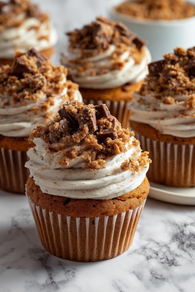 Pumpkin Spice Cupcakes With Maple Frosting